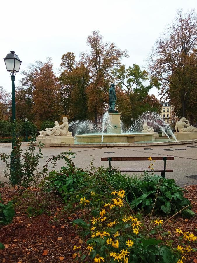 Rare à Colmar - Appartement Champ de Mars vue sur le Parc - 70m2 Esterno foto